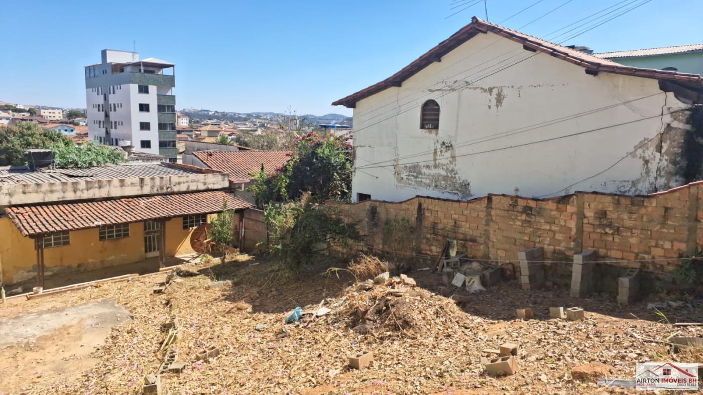 Casa, 3 quartos, 360 m² - Foto 1